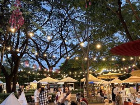 Jing Jai Market