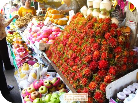 Ton Payom Market